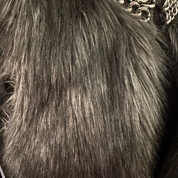 Michael Kors Sliver & Grey Faux Coyote Fur Vest - Picture 6 of 12